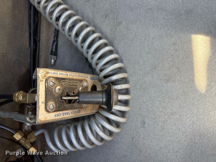 image for item DM1863 2012 International Prostar semi truck