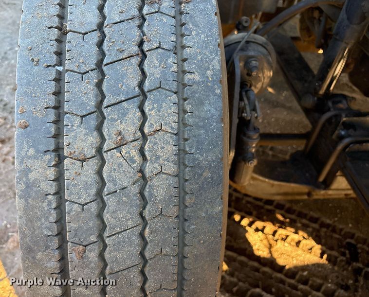 image for item DM1863 2012 International Prostar semi truck