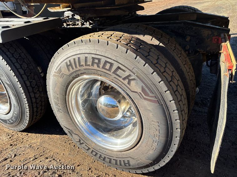 image for item DM1863 2012 International Prostar semi truck