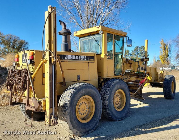 image for item DN3630 1996 John Deere 770BH motor grader