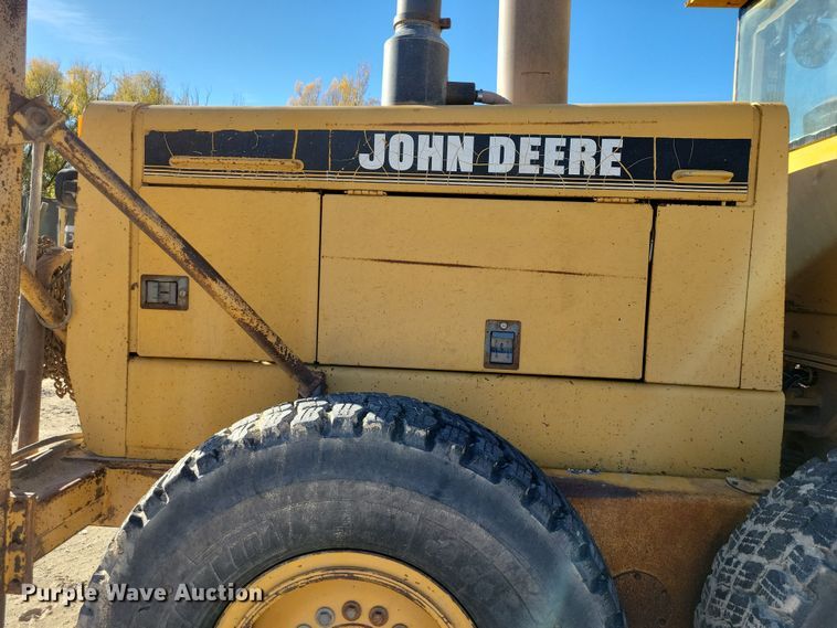 image for item DN3630 1996 John Deere 770BH motor grader
