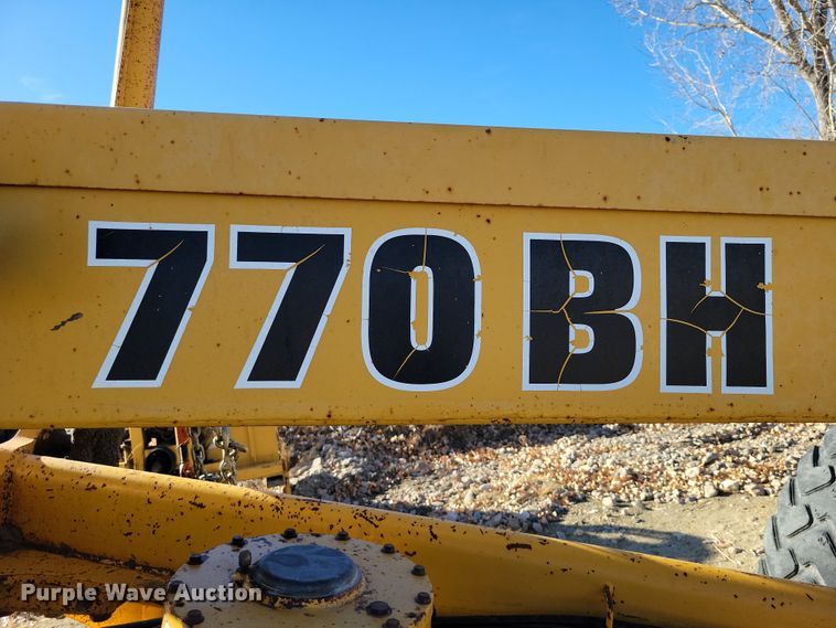 image for item DN3630 1996 John Deere 770BH motor grader