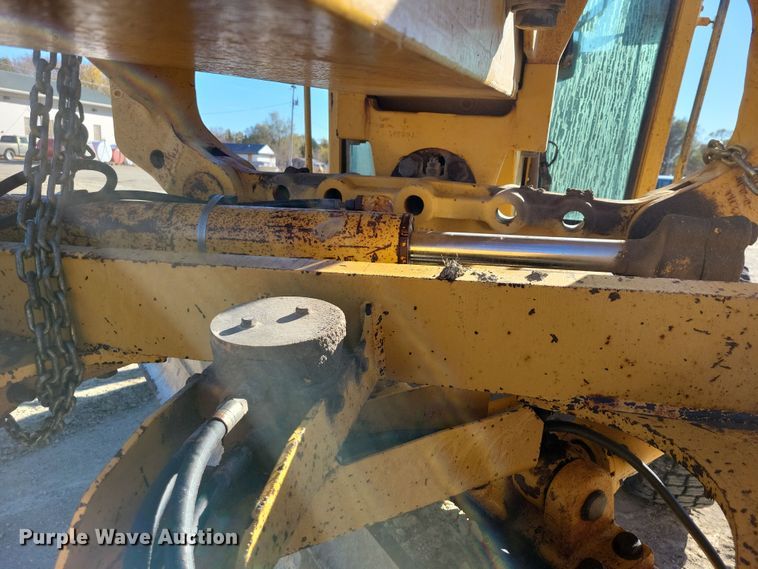 image for item DN3630 1996 John Deere 770BH motor grader