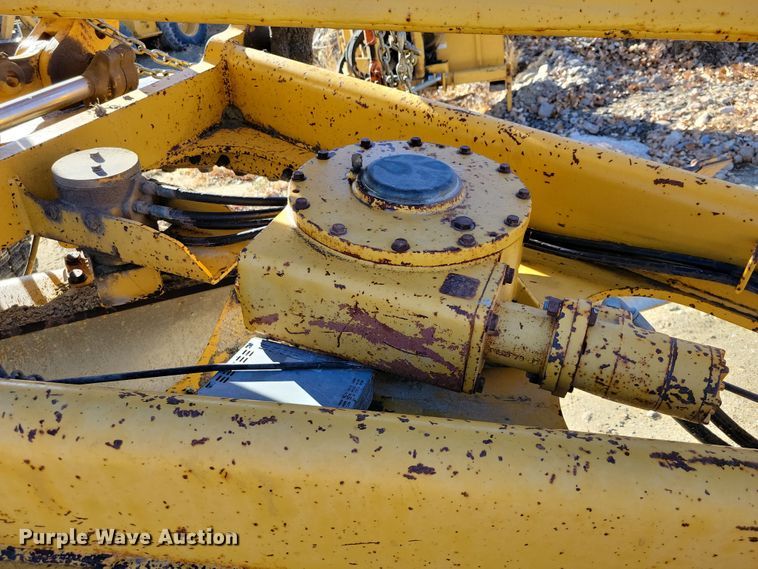 image for item DN3630 1996 John Deere 770BH motor grader