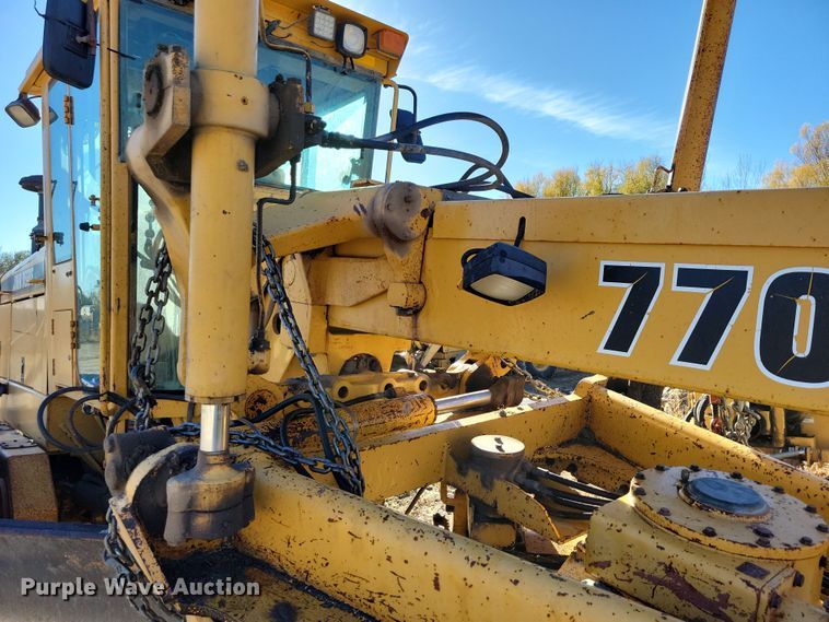 image for item DN3630 1996 John Deere 770BH motor grader