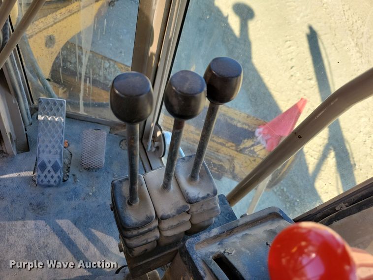 image for item DN3630 1996 John Deere 770BH motor grader