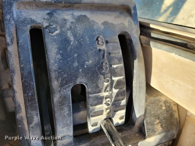 image for item DN3630 1996 John Deere 770BH motor grader