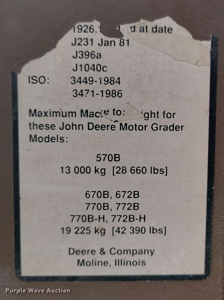 image for item DN3630 1996 John Deere 770BH motor grader