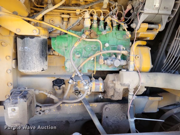 image for item DN3630 1996 John Deere 770BH motor grader