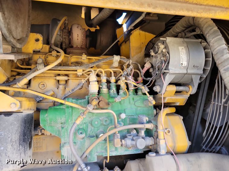 image for item DN3630 1996 John Deere 770BH motor grader