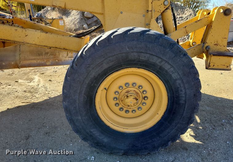 image for item DN3630 1996 John Deere 770BH motor grader