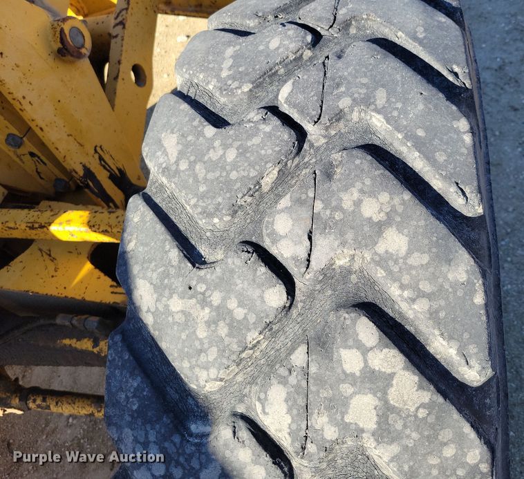 image for item DN3630 1996 John Deere 770BH motor grader