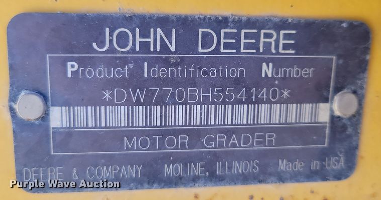 image for item DN3630 1996 John Deere 770BH motor grader