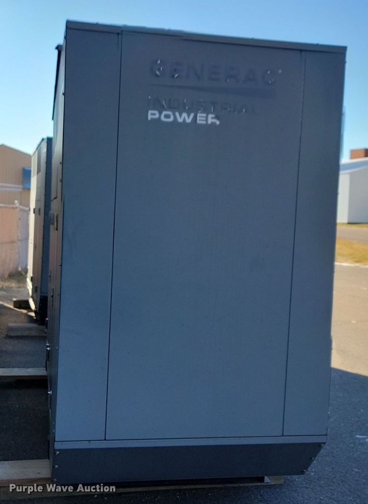 image for item DN3647 2011 Generac generator