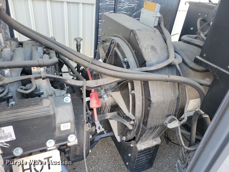 image for item DN3647 2011 Generac generator