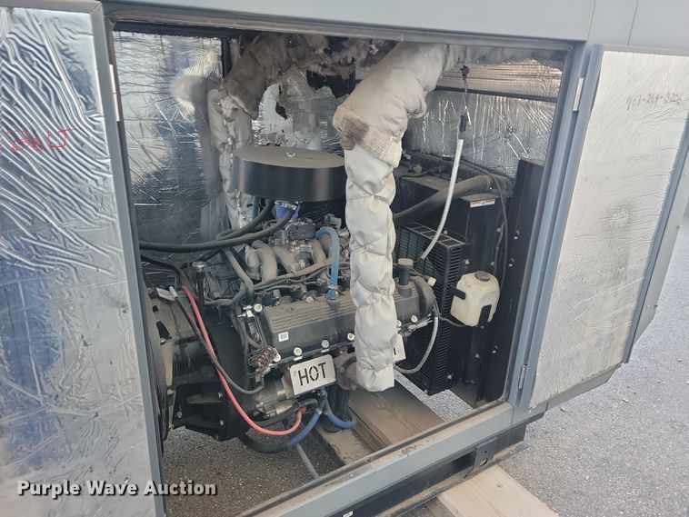 image for item DN3647 2011 Generac generator