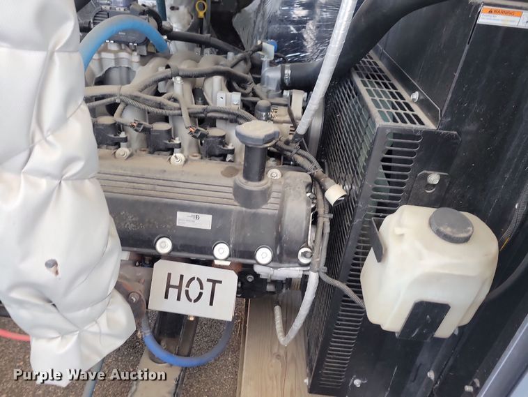 image for item DN3647 2011 Generac generator