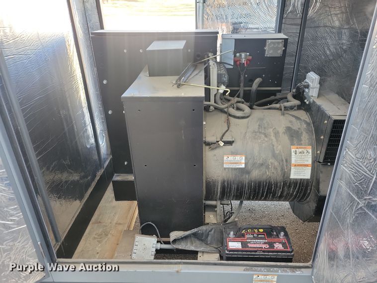 image for item DN3647 2011 Generac generator