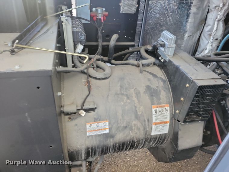 image for item DN3647 2011 Generac generator