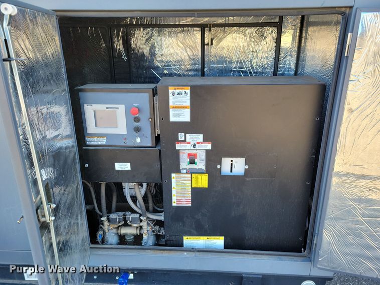 image for item DN3647 2011 Generac generator