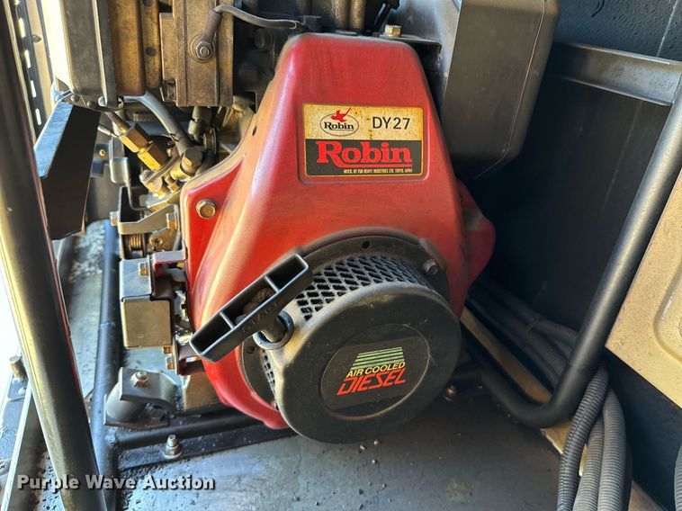 image for item DO0465 1997 Sutphen ladder fire truck