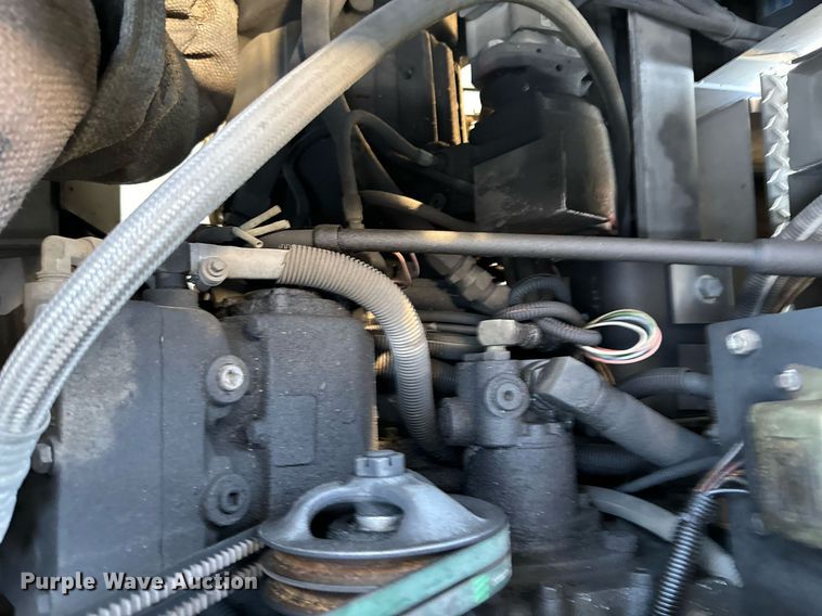 image for item DO0465 1997 Sutphen ladder fire truck