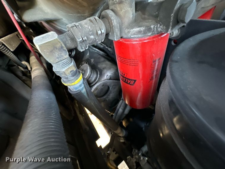 image for item DO0465 1997 Sutphen ladder fire truck