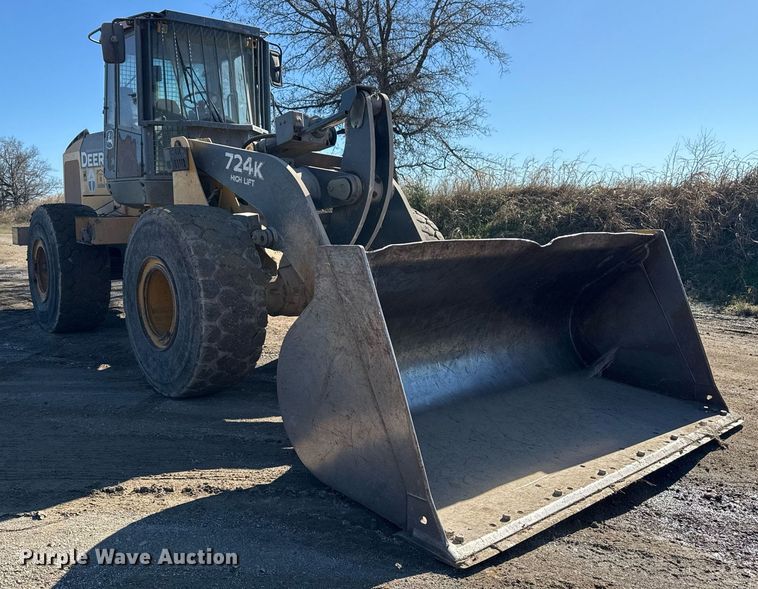 image for item DO7639 2009 John Deere 724K high lift wheel loader