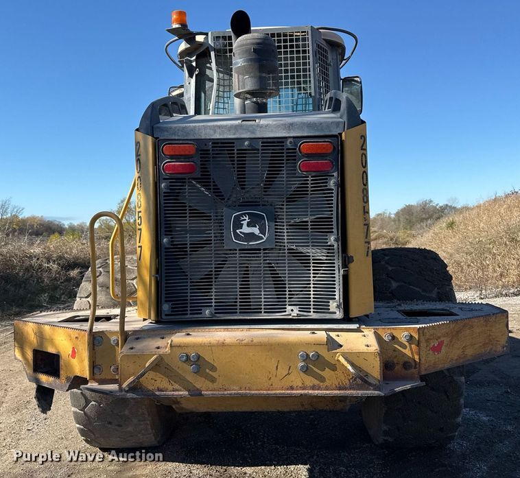 image for item DO7639 2009 John Deere 724K high lift wheel loader