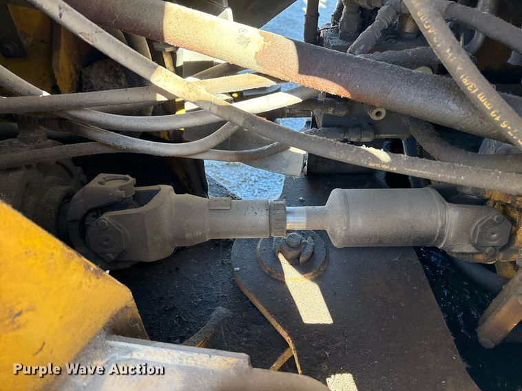 image for item DO7639 2009 John Deere 724K high lift wheel loader