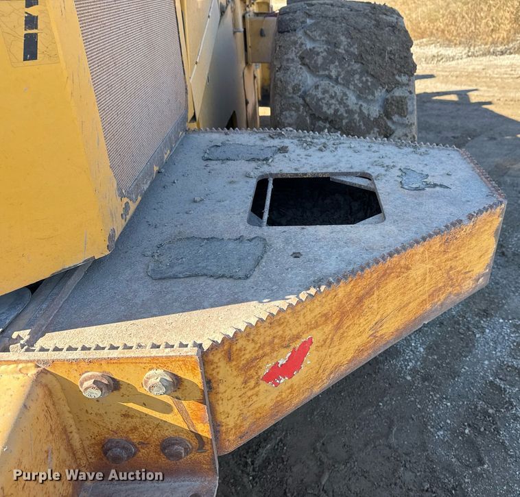 image for item DO7639 2009 John Deere 724K high lift wheel loader