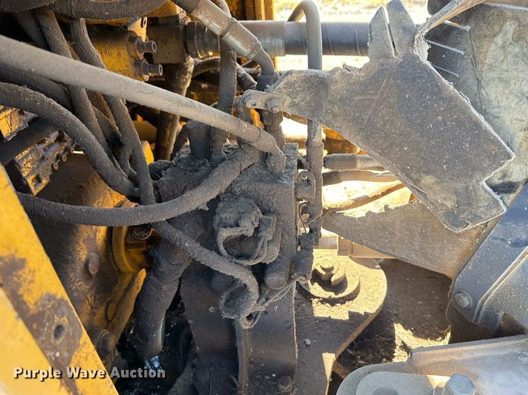 image for item DO7639 2009 John Deere 724K high lift wheel loader