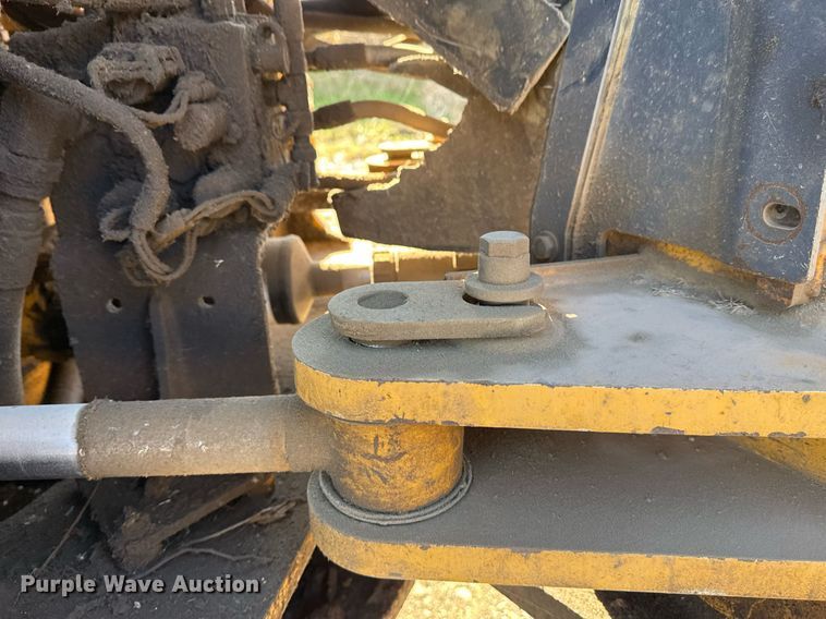 image for item DO7639 2009 John Deere 724K high lift wheel loader