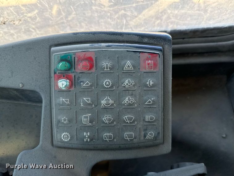 image for item DO7639 2009 John Deere 724K high lift wheel loader