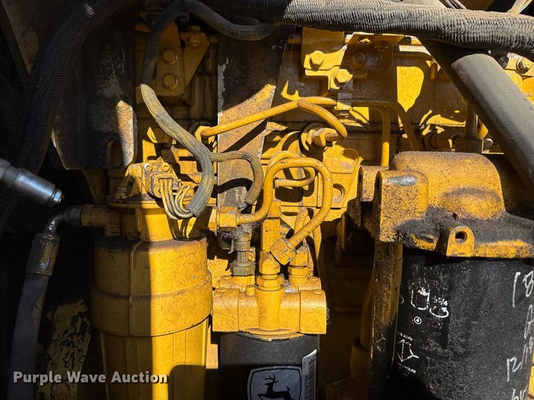 image for item DO7639 2009 John Deere 724K high lift wheel loader