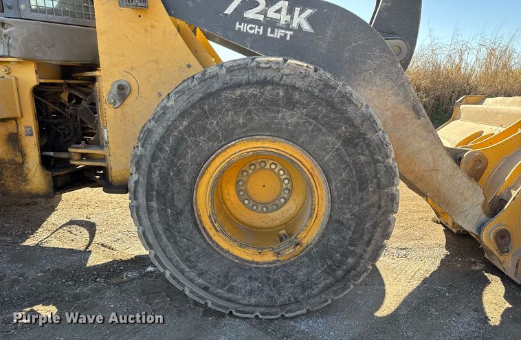 image for item DO7639 2009 John Deere 724K high lift wheel loader