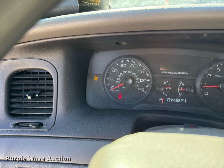 image for item DO7645 2011 Ford Crown Victoria Police Interceptor 