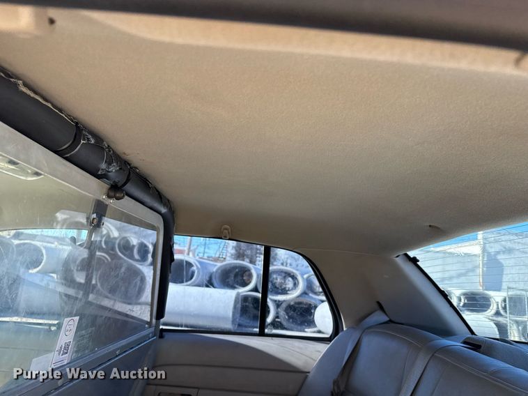 image for item DO7645 2011 Ford Crown Victoria Police Interceptor 