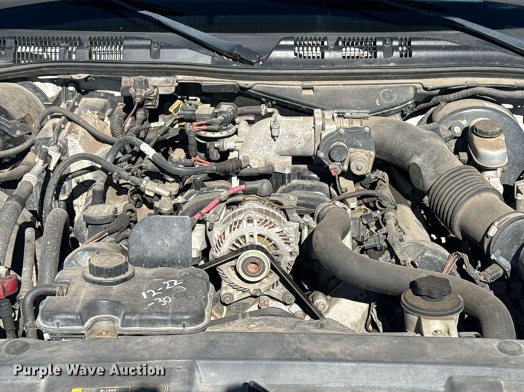 image for item DO7645 2011 Ford Crown Victoria Police Interceptor 