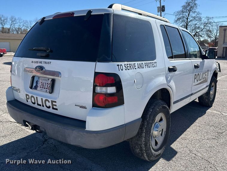 image for item DO7647 2006 Ford Explorer SUV