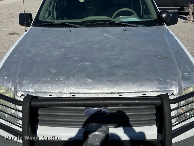 image for item DO7647 2006 Ford Explorer SUV