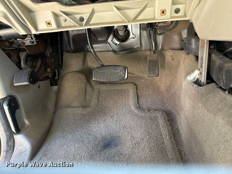 image for item DO7647 2006 Ford Explorer SUV