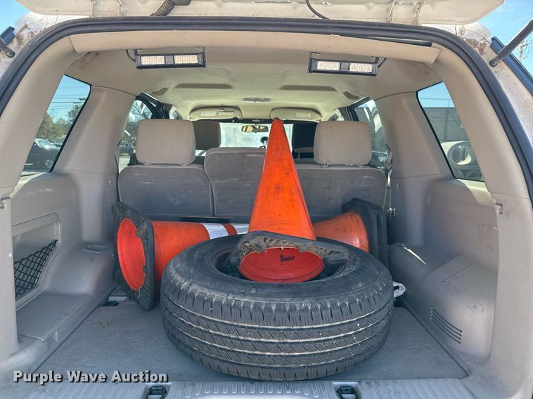 image for item DO7647 2006 Ford Explorer SUV