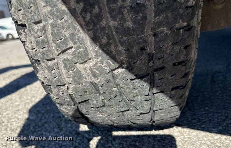 image for item DO7647 2006 Ford Explorer SUV