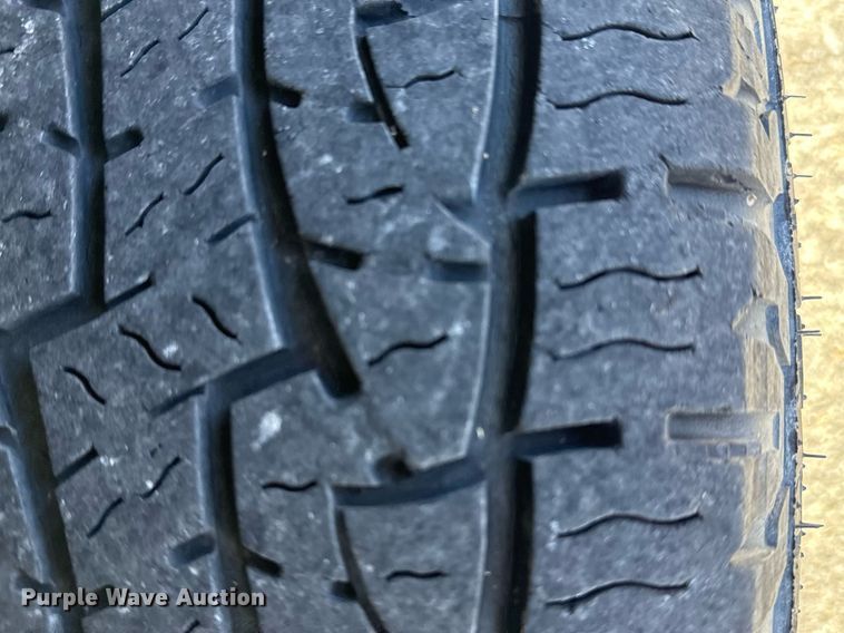 image for item DO7647 2006 Ford Explorer SUV