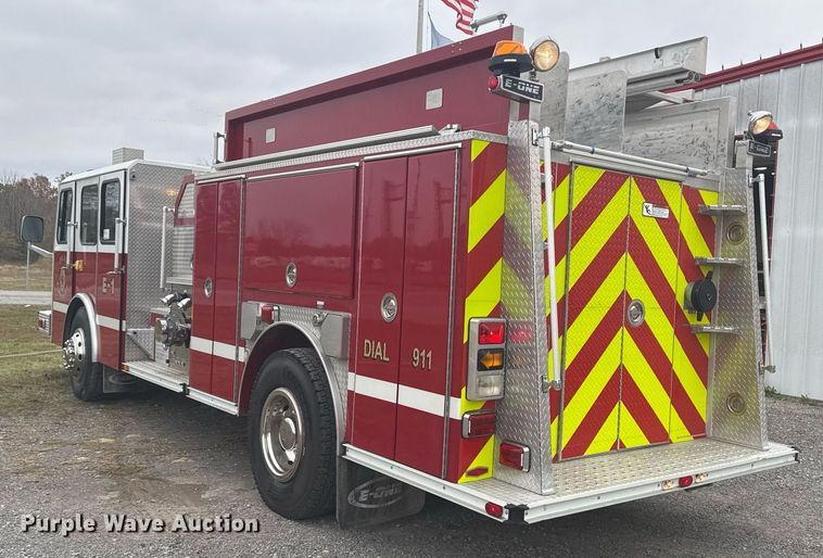 image for item DO7648 1998 Emergency One pumper fire truck