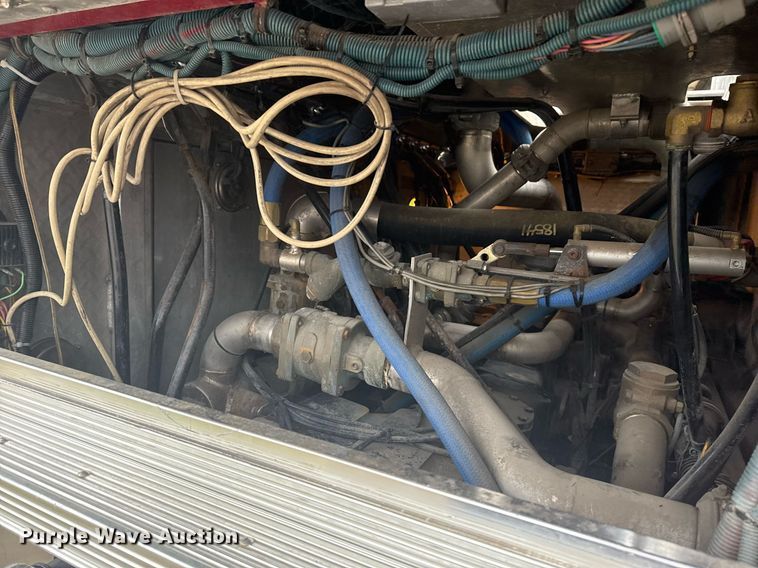 image for item DO7648 1998 Emergency One pumper fire truck