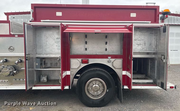 image for item DO7648 1998 Emergency One pumper fire truck