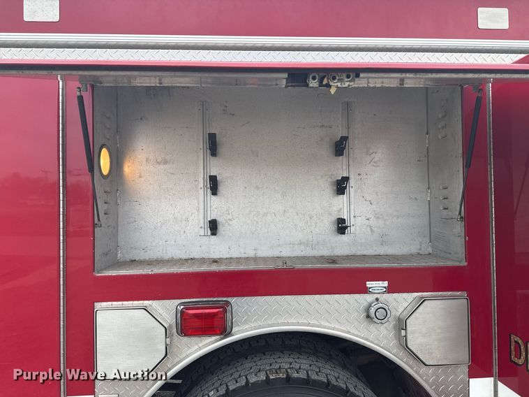 image for item DO7648 1998 Emergency One pumper fire truck