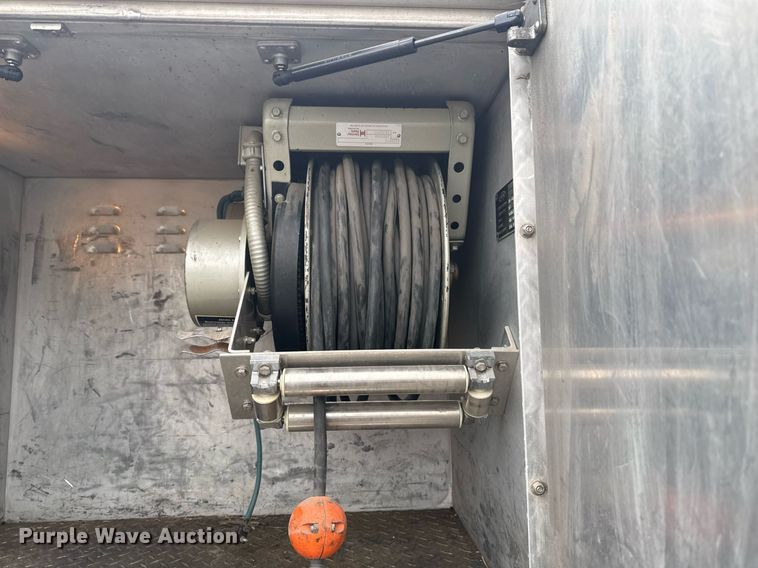 image for item DO7648 1998 Emergency One pumper fire truck